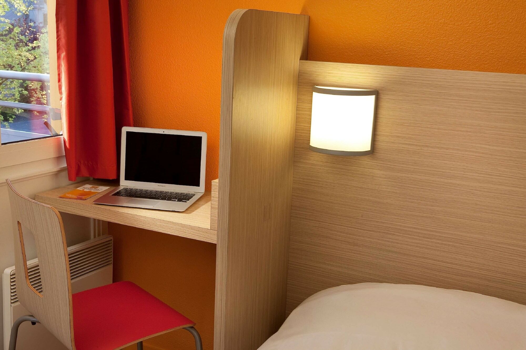 Premiere Classe Valenciennes Ouest Petite Foret Εξωτερικό φωτογραφία